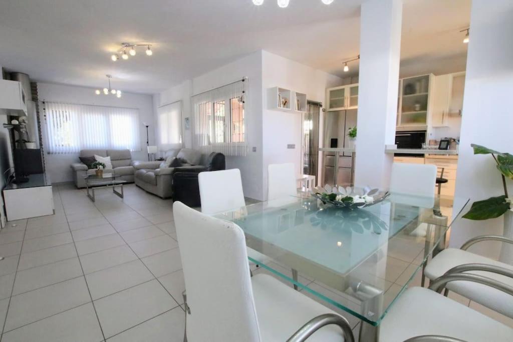 Ferienhaus Tess Andalusian Sun *